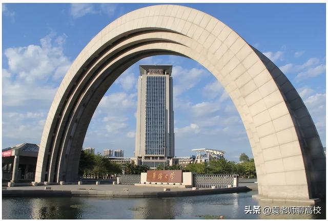 华侨大学全国排名，2021华侨大学排名（华侨大学与集美大学）