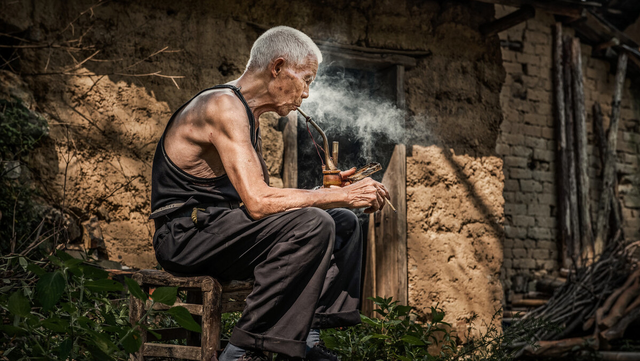 仙逝指的是多大年龄，仙逝用在什么人（老话说：“人老两年坎）