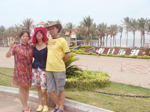隋俊波：父亲不让谈恋爱，错过靳东保剑锋，34岁嫁导演被宠成公主