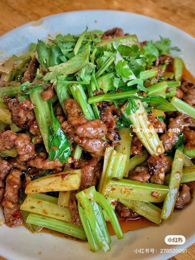 附近美食餐厅推荐表，顺德附近美食餐厅推荐（乐山超好吃的40家美食小站）
