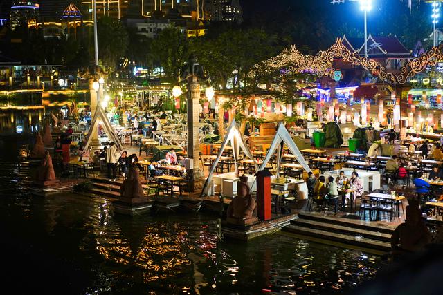 亚洲最大的夜市，东南亚最大的夜市就在西双版纳（亚洲最大最热闹的夜市）