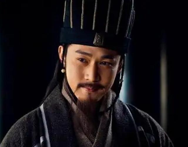 败走华容道的主人公是谁，败走华容道是史实吗（诸葛亮为何要放他走）