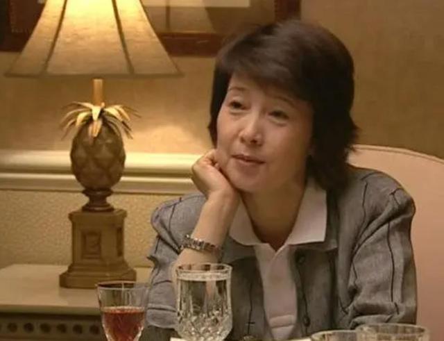 移民后最后悔的明星，这十位老牌明星