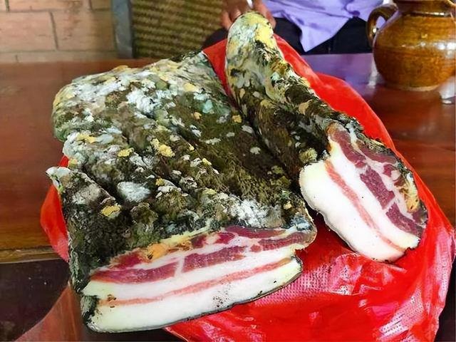 腊肉发霉了怎么处理，发霉腊肉怎么洗又快又干净（长满霉菌的腊肉还能吃吗）