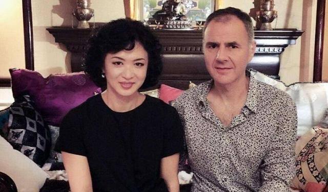 金星：23岁娶妻，28岁变性，38岁嫁人，她背后的故事你知道吗？