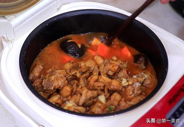 自热米饭怎么吃，如何吃自热米饭（简单几步就能上桌）