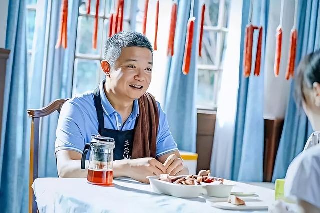 张龄心现在老公是谁，和老师扈耀之恋爱16年结婚