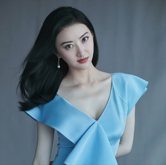 适合大圆脸的眉毛，圆脸大眼适合什么眉毛（效果堪称\