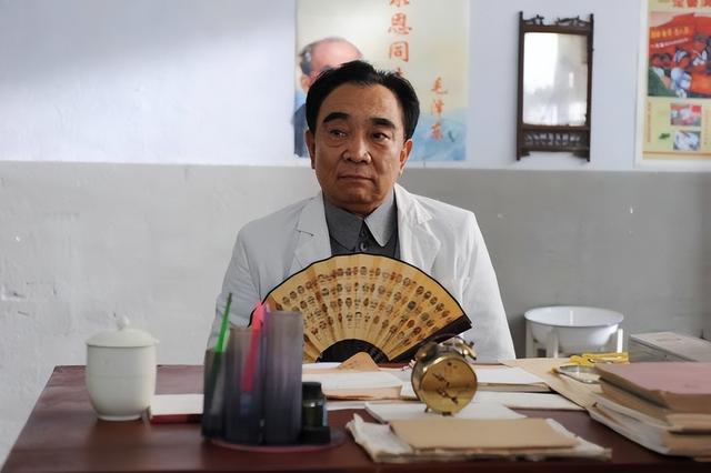 鲍国安宋江，鲍国安宋江图片（“曹操”鲍国安的“消失”）