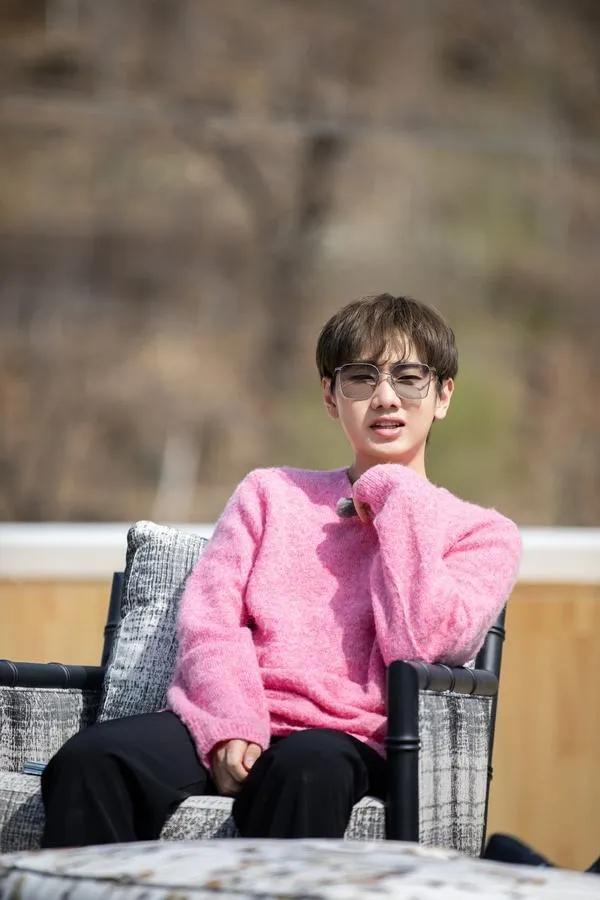 汪苏泷万有引力，在操场等你（汪苏泷——娱乐圈少有的善良人）