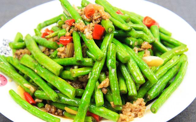 夏天吃什么菜好，炎炎夏天吃什么菜好呢（也要吃这5种家常菜）