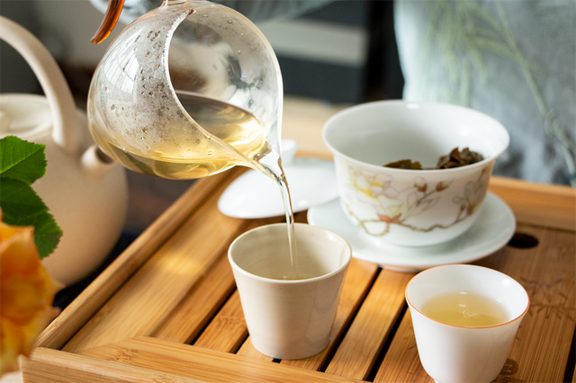 茶艺师是做什么的，茶艺师到底是做什么的（泡茶小妹职业素养手册）