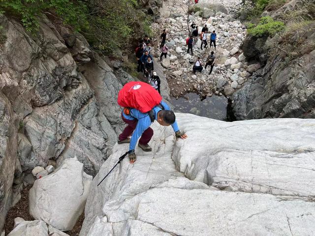 郑州有什么好玩的地方，郑州附近有什么好玩的地方郑州旅游攻略（这个五一想要不出郑州辖区的户外出游）