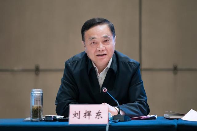 江苏反腐典型案例，江苏反腐败斗争惨烈
