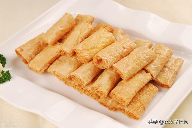 内酯豆腐的热量，内酯豆腐热量（常见豆制品热量揭秘）