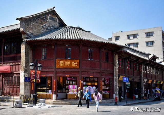 云南旅游必去景点，云南旅游必去景点推荐（云南有哪些值得一去旅游景点）