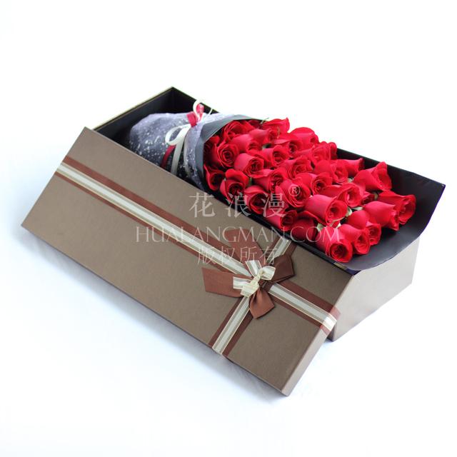 11朵红玫瑰代表什么意思，11朵玫瑰代表什么意思（为什么红玫瑰能表达爱情）