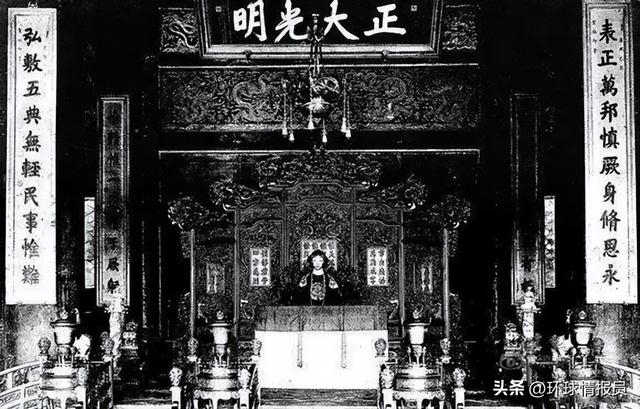 满族人现在说什么语言，清朝官方语言：满语