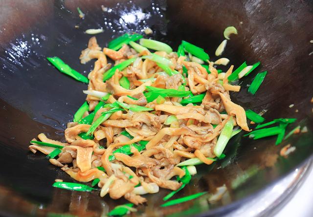 蘑菇怎么做好吃，香菇怎么做好吃视频（分享5种不同做法）