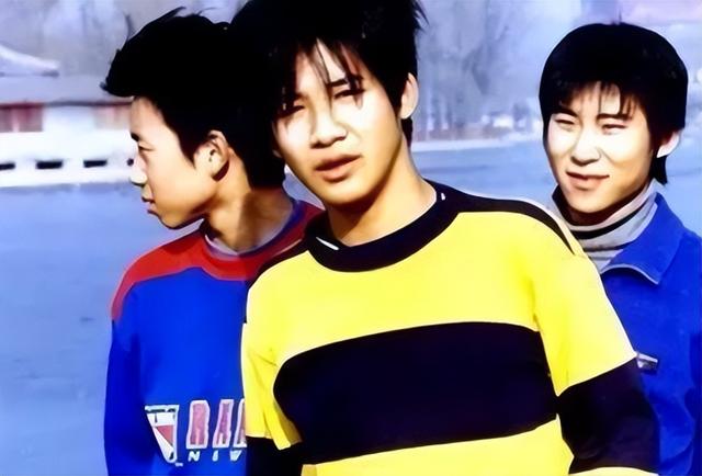 花儿乐队解散13年，大张伟人生逆袭，“拖油瓶”队友终于被甩开