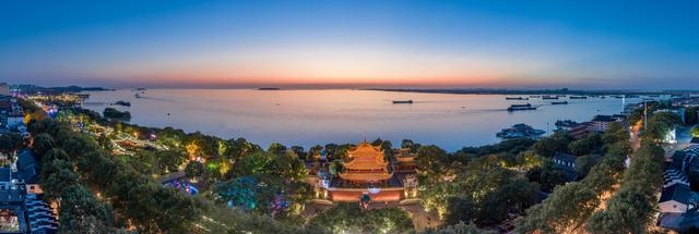 有良田美池桑竹之属的之什么意思，有良田美池桑竹之属的之是什么意思是什么（第十一课《岳阳楼记》知识梳理与专项训练）