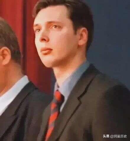 武契奇是哪国的总统，从饱受欺凌的“软弱总统”