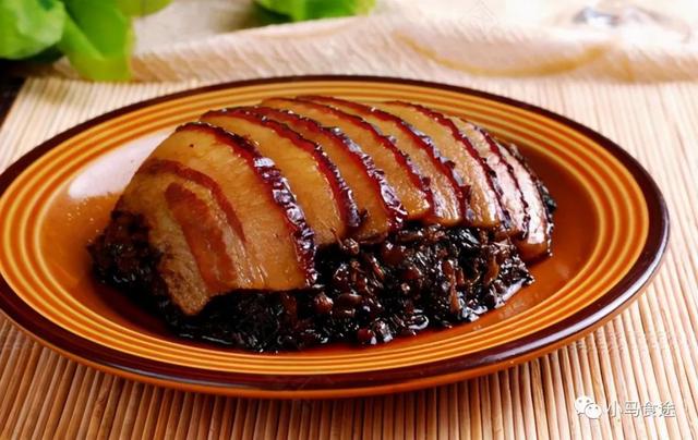 川味红烧肥肠怎么做，川味红烧肥肠的家常做法大全（这些做法值得大家参考）