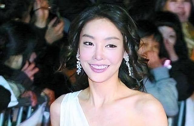 李胜利张紫妍近况，26万人“围观”性侵