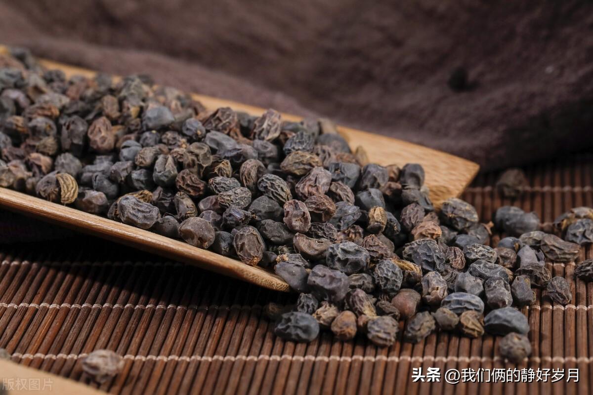 含皂角的洗发水，含皂角的洗发水好吗（<二>皂角、无患子等天然植物）