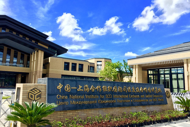 上海政法学院纪录片学院，2021上海政法学院有哪些专业（解读上海政法学院2022年录取分数线）