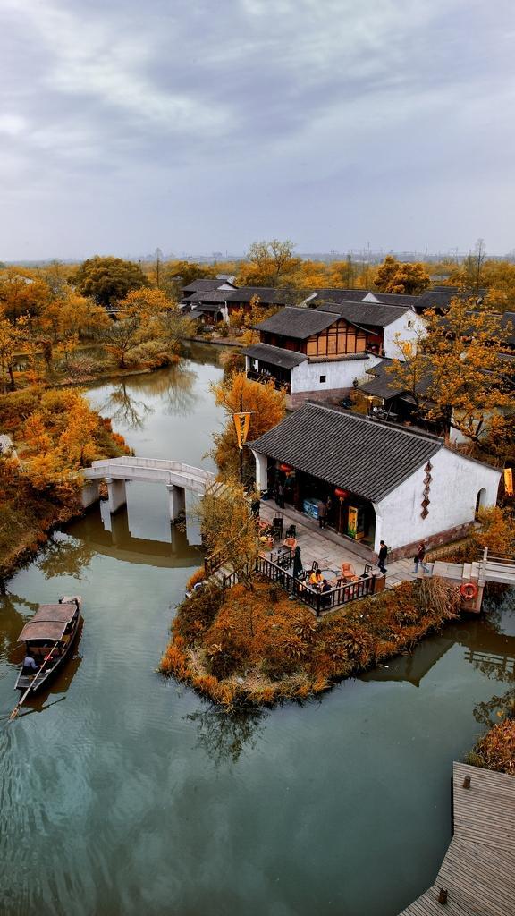 望海潮的钱塘指的是今天的什么地方，钱塘是指今天的什么地方（钱塘是一座城还是一条江）