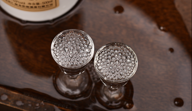 顶香是什么意思，和尚顶香是什么意思（酱香型白酒中的头香、主体香和尾香是什么）