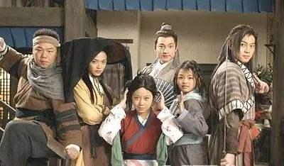 豆瓣评分9分以上的5部经典剧，《潜伏》上榜，有两部重播了3000遍