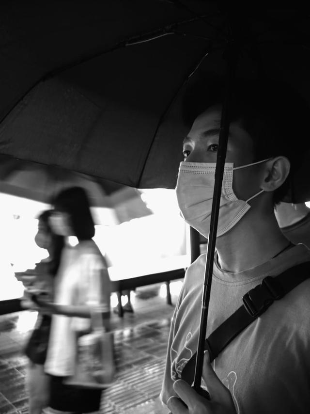 小米手机怎么设置屏幕亮度时间，小米手机怎么设置屏幕亮屏时间（徕卡助力影像巅峰旗舰）