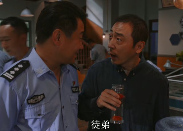 荣誉的同义词是什么，荣誉的同义词和反义词（好演技和烂演技的差别在哪里）