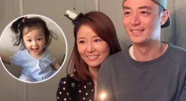 林心如周杰吃瓜，林心如：控诉周杰强吻