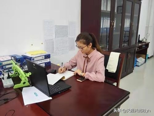 当老师从教30年，却评高级无望，感觉心灰意冷时需要怎么办？