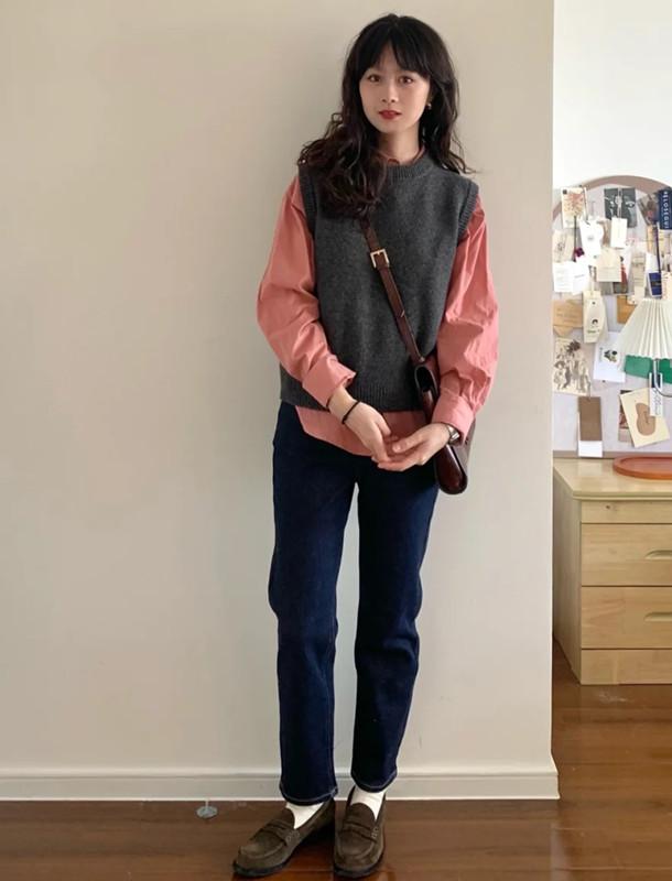 冬款高腰修身小脚裤如何搭配，今年流行的小脚裤