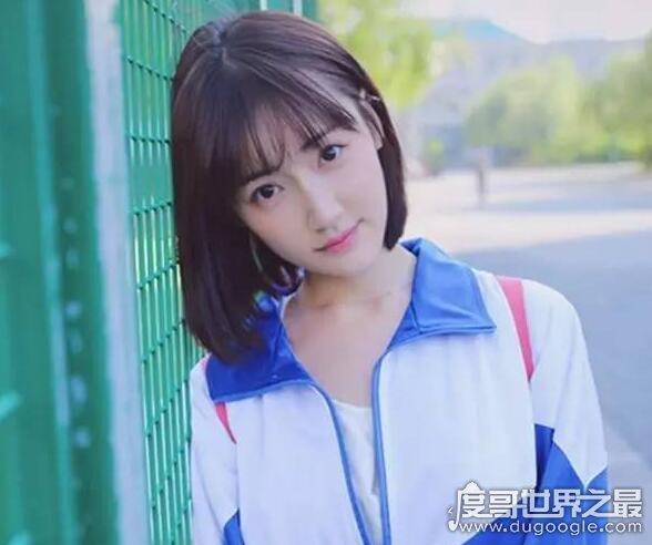 那个学校的校服最好看（中国十大最美校服女生）