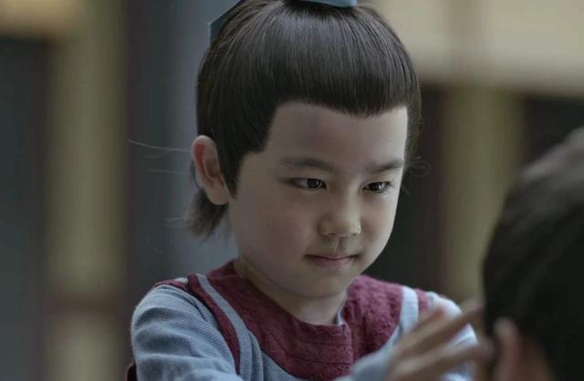 与动物有关的诗句，有关动物的诗句（6副妙用鸡鸭的对联）