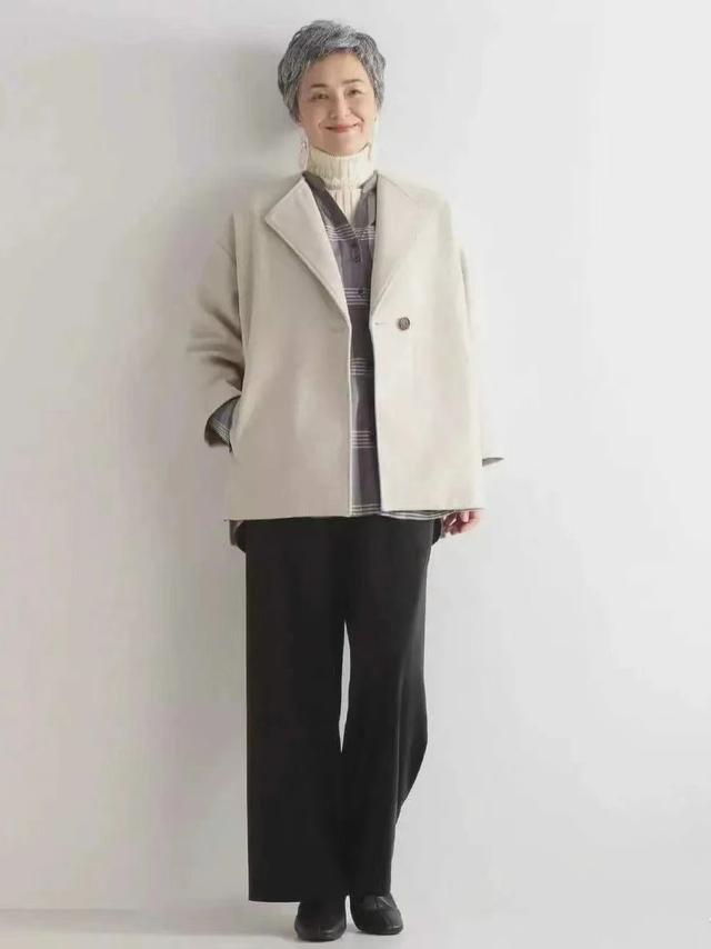 冬天穿什么衣服保暖，冬天穿什么样的衣服好看又保暖（这几款外套最优雅）