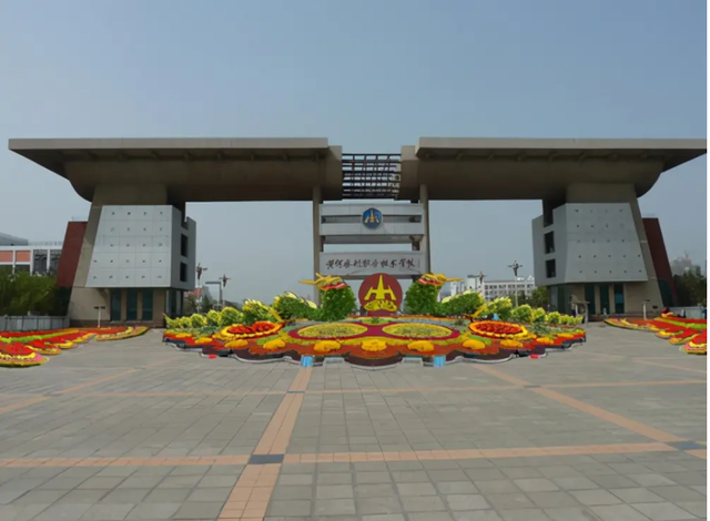 河南职业技术学院怎么样，河南职业技术学院教学怎么样（被称为“高职211”学校）