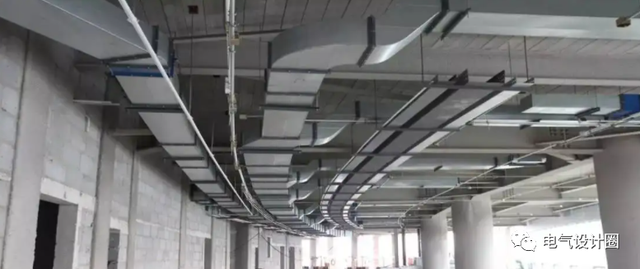 镀锌钢管 的标准是什么，镀锌钢管重量规格表（电缆桥架镀锌线槽厚度标准是多少毫米）