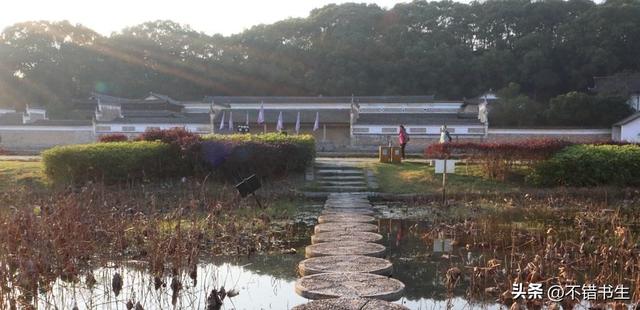 名人笑对失败的事例简短，名人笑对失败的事例（“笨小孩”以勤补拙）