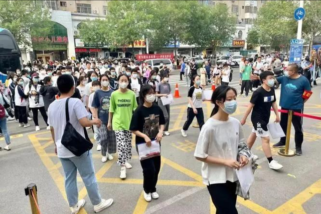 安徽省高考人数2022年多少人，2022高考录取率（2022年安徽省高考圆满结束）