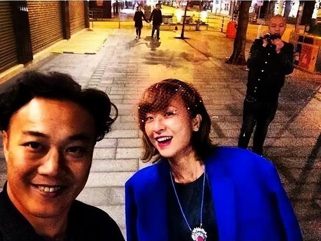 陈康堤和谢振轩，陈康堤怎么读（著名歌手陈奕迅：父亲锒铛入狱）