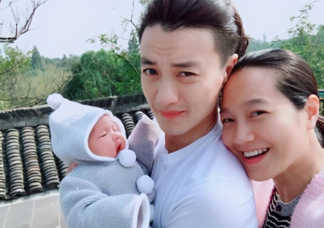朱丹现在的生活怎么样，前两胎生养艰辛周一围常缺席