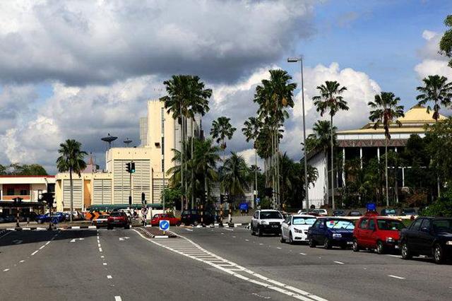 关于斯里巴加湾市介绍，马来西亚斯里巴加湾市（带你看看真实的文莱）