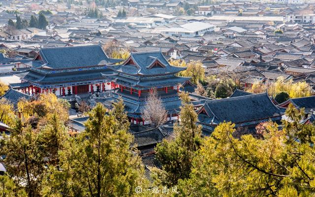 丽江古城有几个景点，丽江古城必去的几个景点（从绿意盎然到白雪皑皑）