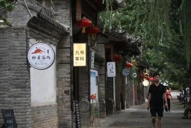 袁家村简介，“走出去战略”走出一条乡村振兴新道路